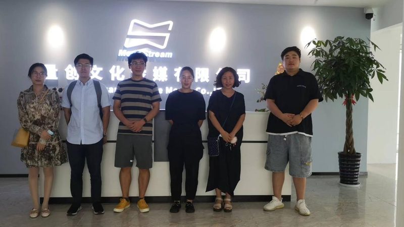 影视制作合同范本：关键条款解析与注意事项
